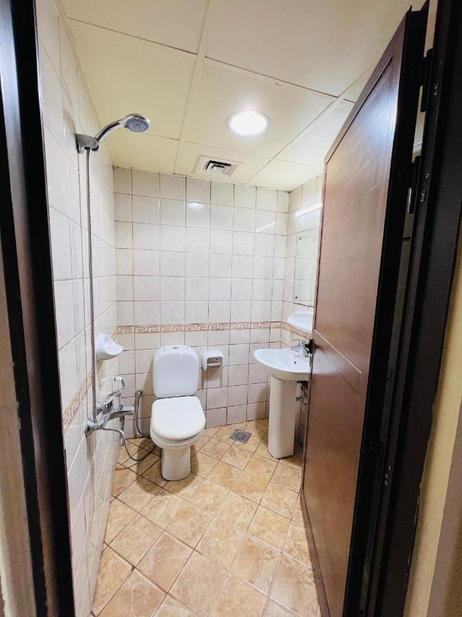 דובאי Comfort Tourist Place For Male מראה חיצוני תמונה